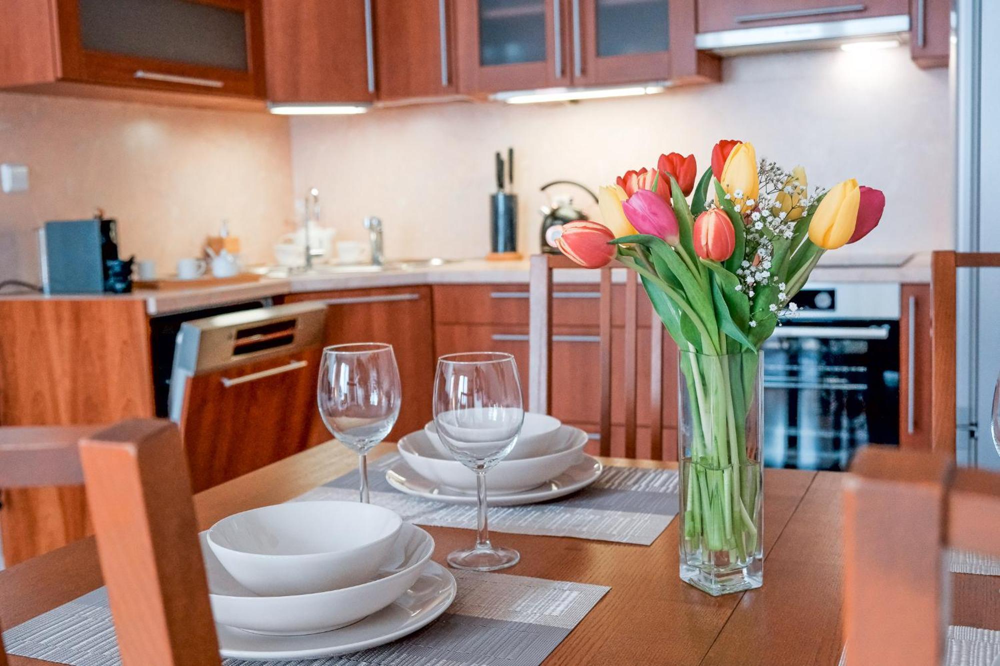 Apartman U Metra, 4 Hoste, Parking Free, Blizko O2 Arena Praag Buitenkant foto
